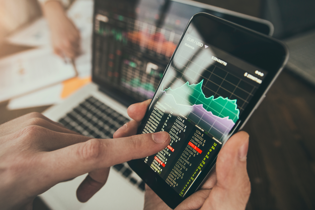 Fluxorin AI crypto trading dashboard for automated passive income